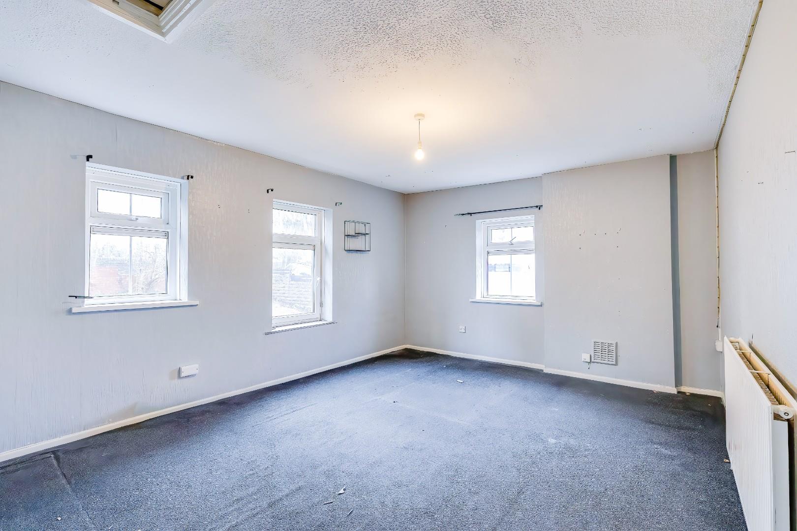 25 Church Avenue, Penarth, CF64 1AZ